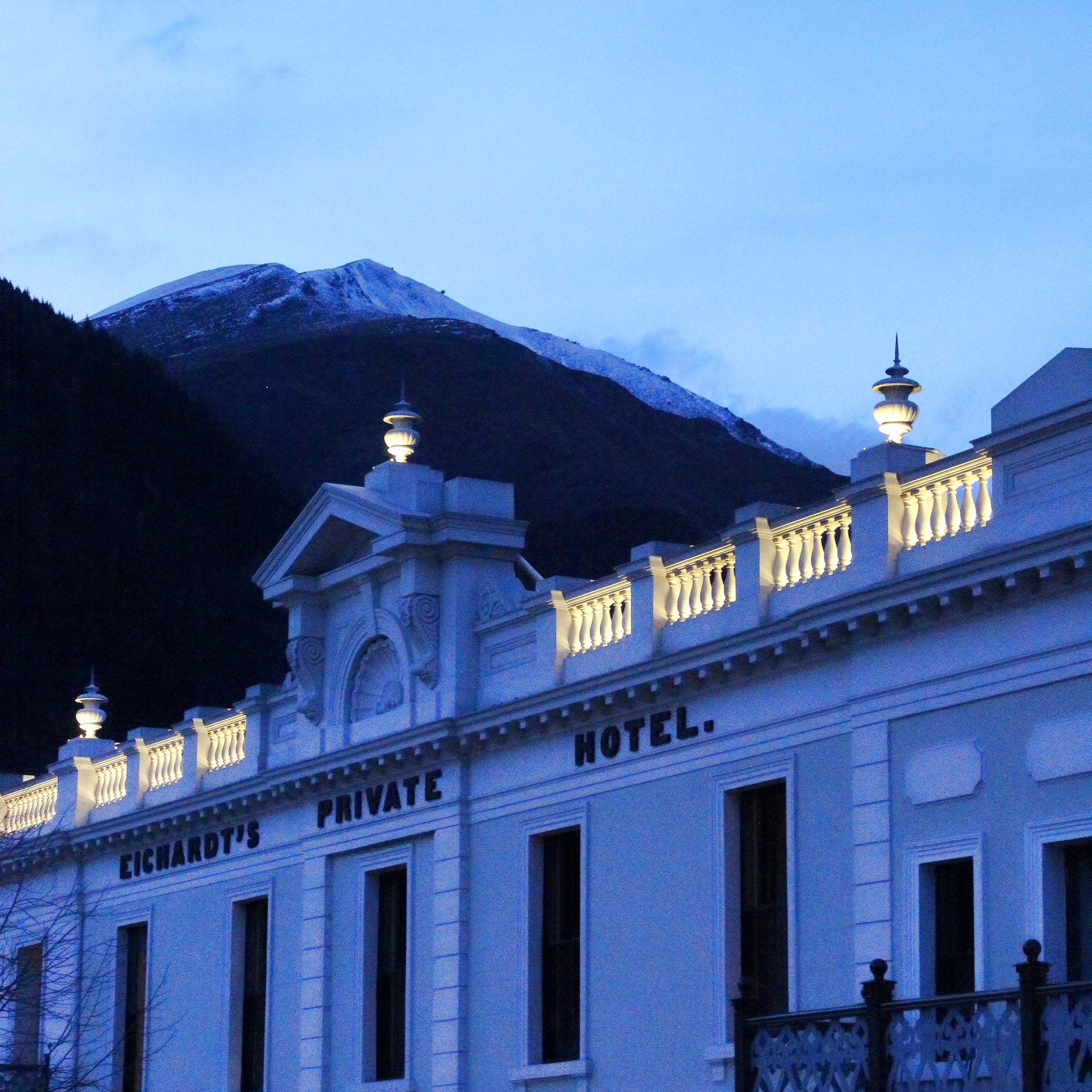 Eichardt's Private Hotel - Luxurious Night Stay